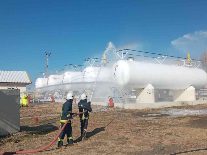 Van İtfaiyesi Bir Yılda 423 Kişiyi Kurtardı