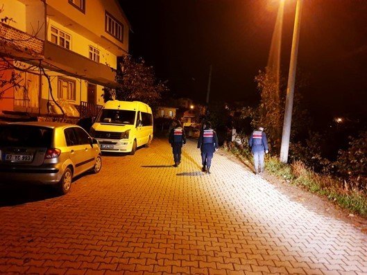 Jandarmadan Satıcı Ve Dilencilere Yönelik Denetim
