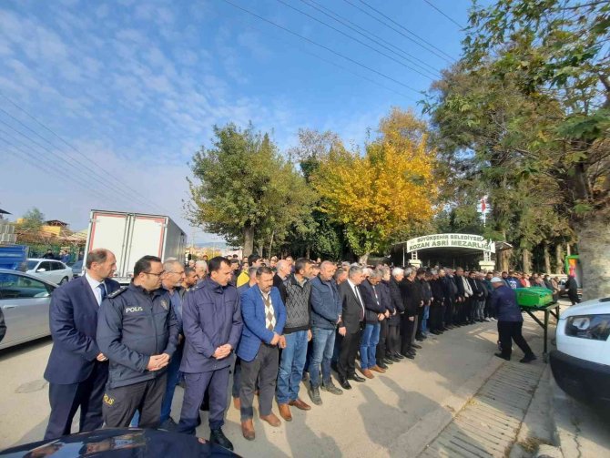 Kazada Hayatını Kaybeden Öğretmen Dualarla Uğurlandı