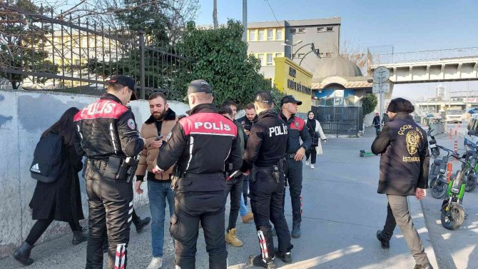 Avcılar’da Okul Önlerinde Asayiş Ve Güvenlik Uygulaması