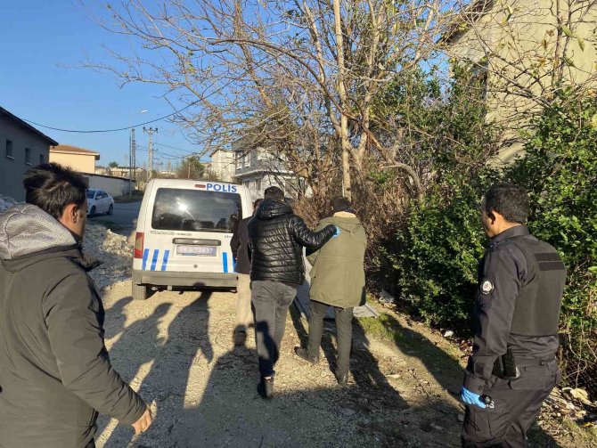 Büyükçekmece’de Villaya Polis Baskını