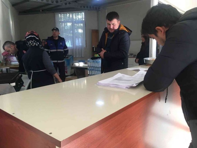 Çan’da Okul Kantinleri Ve Yemekhaneler Denetlendi