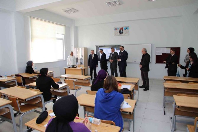 Büyükşehir’den Eğitime Destek