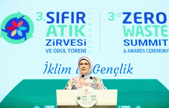 Emine Erdoğan: "Sıfır Atık Hareketi, Sizlerin Ellerinde Yükselip Tüm Dünyaya Ve Gelecek Nesillere Miras Kalacak"