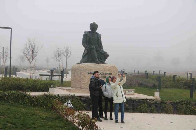 Edirne’de Yoğun Sis Etkili Oluyor