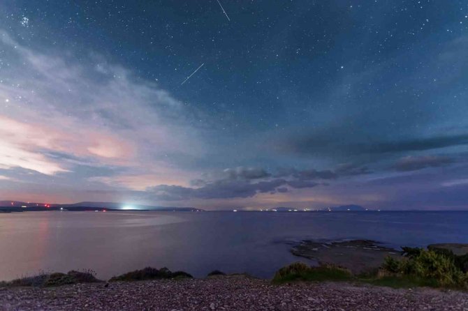 Fotoğraf Sanatçısı İ̇sa Turan Geminids Meteor Yağmurunda Eşsiz Görüntüler Yakaladı