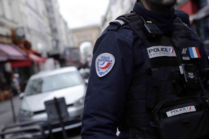 Paris’teki Silahlı Saldırıda Ölü Sayısı 3’e Yükseldi
