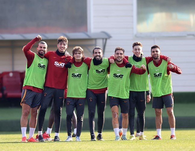 Galatasaray, İ̇stanbulspor Maçı Hazırlıklarına Başladı