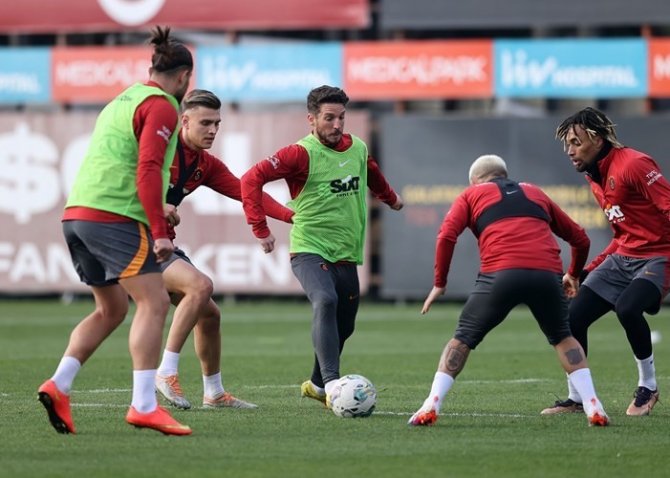 Galatasaray, İ̇stanbulspor Maçı Hazırlıklarına Başladı