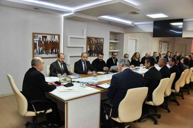 Vali Dağlı: “Başvuran Öğrencilerin Tamamına Yakını Yurda Yerleştirildi”