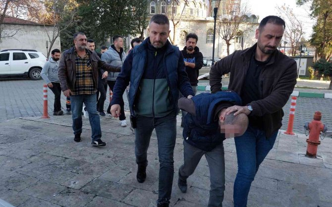 Kira Anlaşmazlığından 2 Kişinin Silahla Yaralanmasına 10 Gözaltı