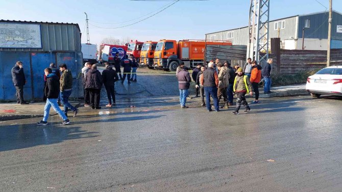 Eyüpsultan’daki Fabrika Yangınında Kayıp Kişinin Cesedine Ulaşıldı