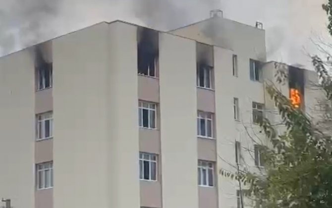 İ̇zmir’de Eski Yurt Binasında Korkutan Yangın