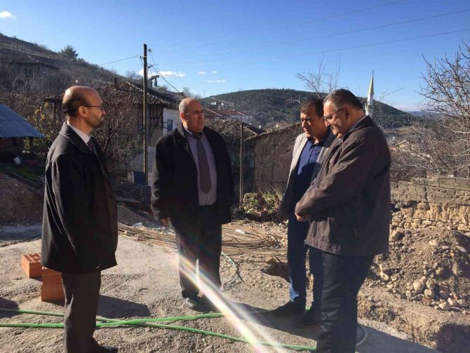 İ̇htiyaç Sahibi Aile İçin Ev Yapılıyor