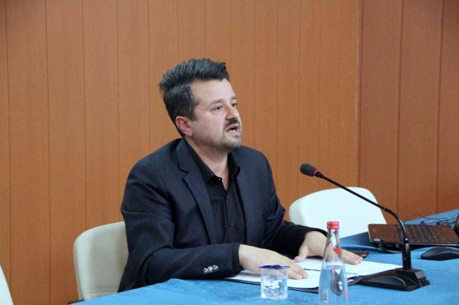 Üniversitede “Büyük Selçuklu Ordusunda Sefer Esnasında İ̇badet” Konferansı