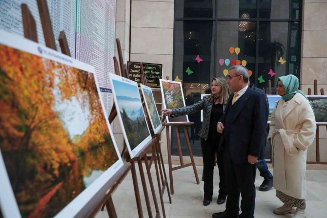 "Kütahya’da Sonbahar" İsimli Fotoğraf Sergisi Halkın Beğenisine Sunuldu