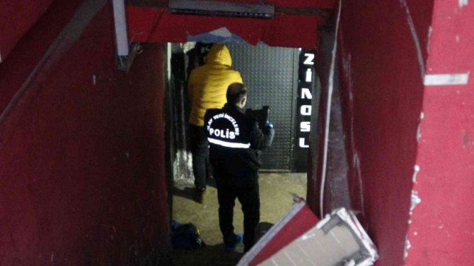 Eğlence Merkezinde Kanlı Kavga: 2 ‘Si Ağır 3 Yaralı