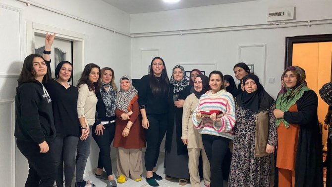 Mhp’nin “Komşum Nasılsın?” Ziyaretleri Gönül Köprüsüne Dönüştü