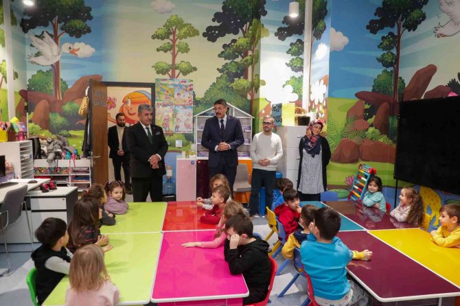 ’Motivasyon Ve Eğitim Tırı’nın Son Durağı Kütahya