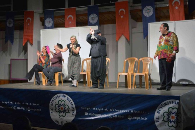 Büyükşehir’den 3 Günde 3 Tiyatro Oyunu