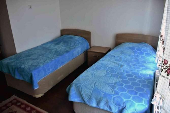 Evsiz Ve Kimsesizlere Sıcak Yuva