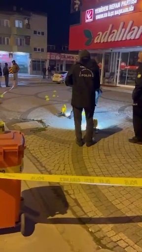 İ̇kiz Kardeşiyle Aynı Sonu Yaşadı: Silahla Yaralanan Genç Hastanede Öldü