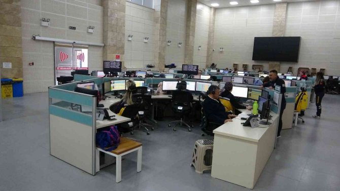 112’yi 505 Kez Arayıp Hakaret Eden Kişiye 63 Farklı Dava Açıldı