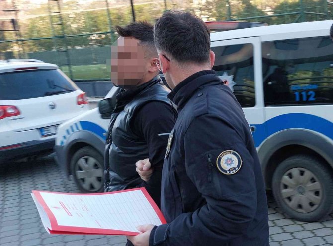 Neşterle Yaralamaya Ev Hapsi