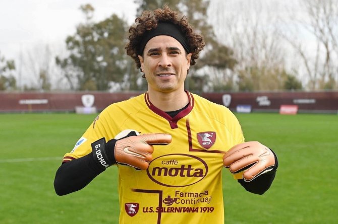 Guillermo Ochoa, Salernitana’ya Transfer Oldu