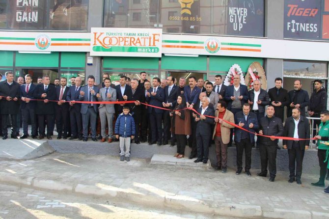Şırnak’ta ’Tarım Kredi Kooperatif Marketi’ Hizmete Girdi