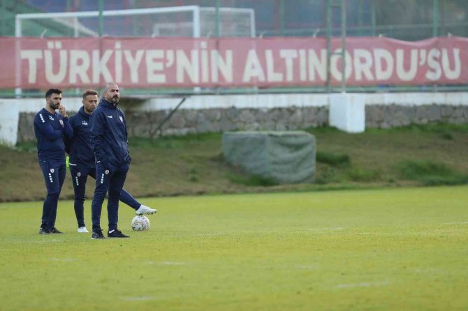 Altınordu, Gökhan Ünal İle Kötü Gidişe Dur Demek İstiyor