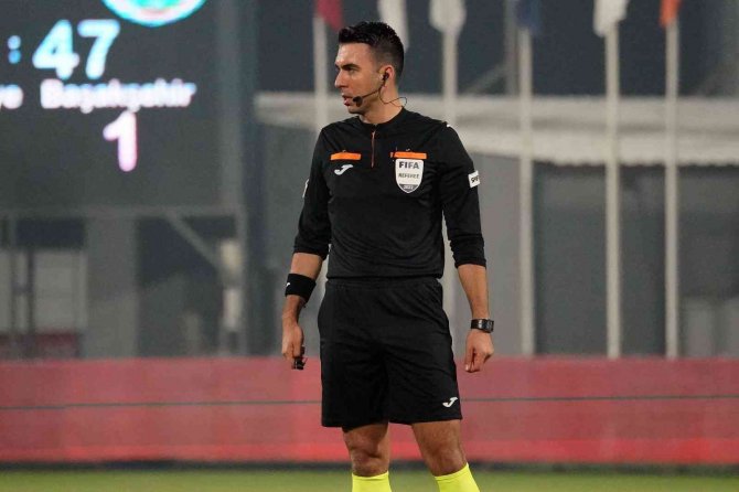 Spor Toto Süper Lig: Ümraniyespor: 1 - Medipol Başakşehir: 1 (İ̇lk Yarı)