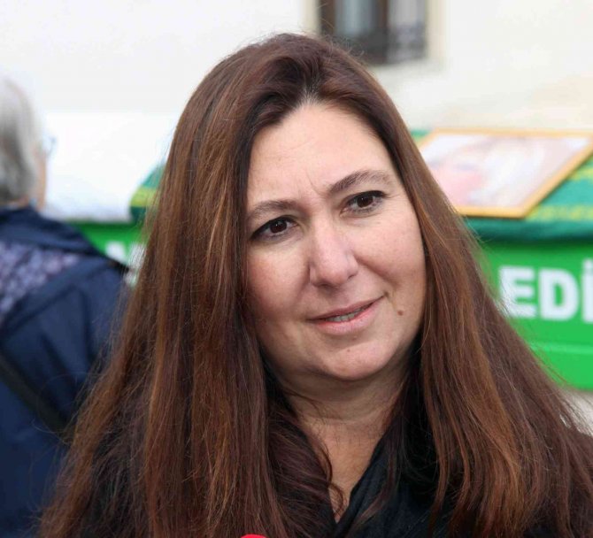 Ünlü Oyuncu Pakize Suda Muğla’da Toprağa Verildi