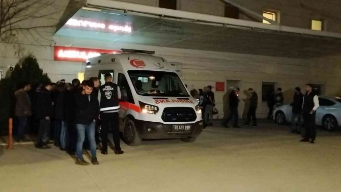 Keser Ve Yabayla Saldırıya Uğrayan Şahıs Ağır Yaralandı