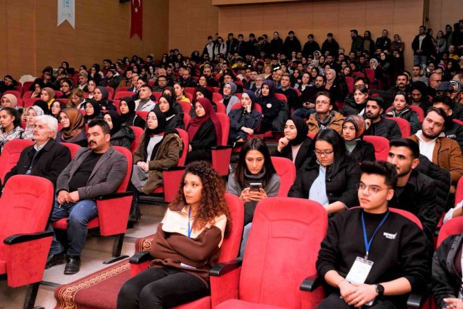 Engelleri Aşan Bir Kariyer Deneyimi: 