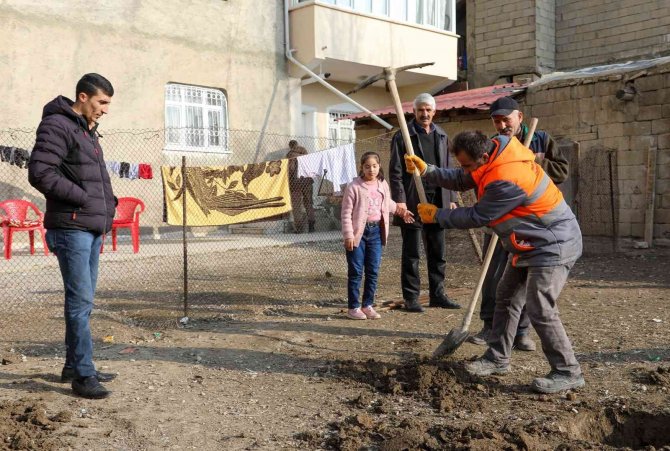 Down Sendromlu Ayşe’nin Salıncak Hayali Gerçeğe Dönüştü