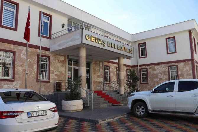 Gevaş Belediyesi Kış Hazırlıklarını Tamamladı