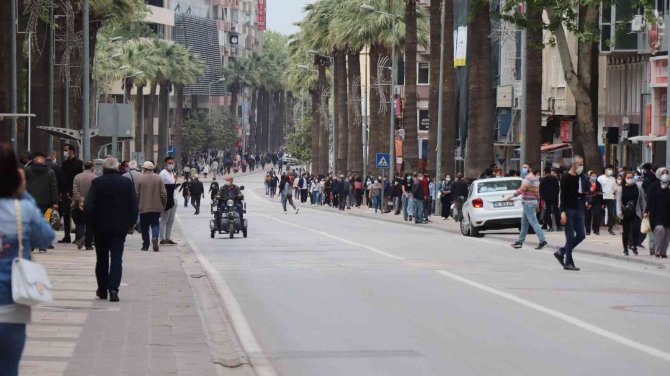 Yeni Asgari Ücret Hem İşçiyi Hem De İşvereni Memnun Etti