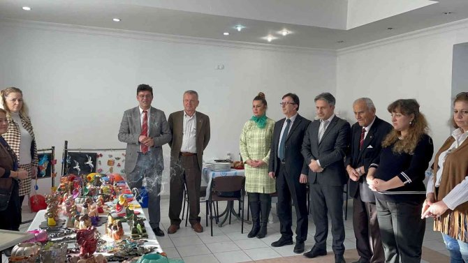 Çaycumalı Kadınlar Ürettikleri Ürünleri Sergiledi