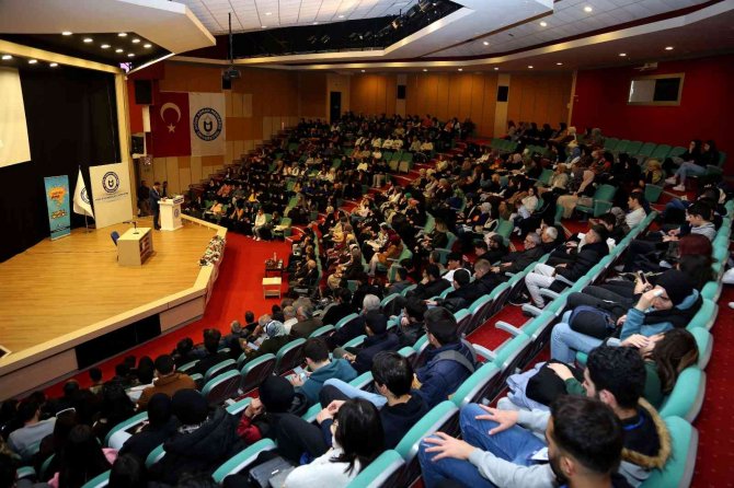 Araştırmacı-yazar Prof. Dr. Kaplan Adü’de Konferans Verdi