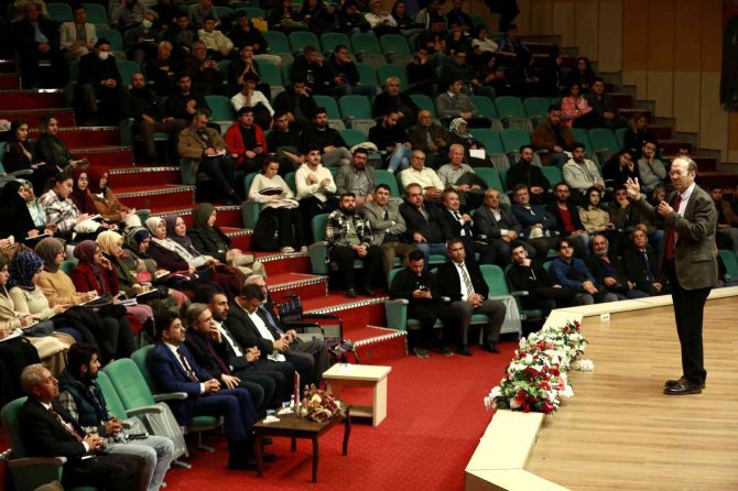 Araştırmacı-yazar Prof. Dr. Kaplan Adü’de Konferans Verdi