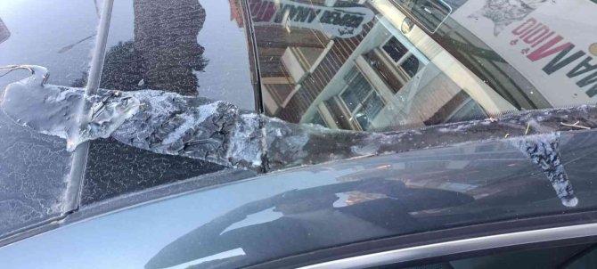 Didim Belediyesi Zabıta Müdürü Hacıfettahoğlu’nun Aracına Saldırı
