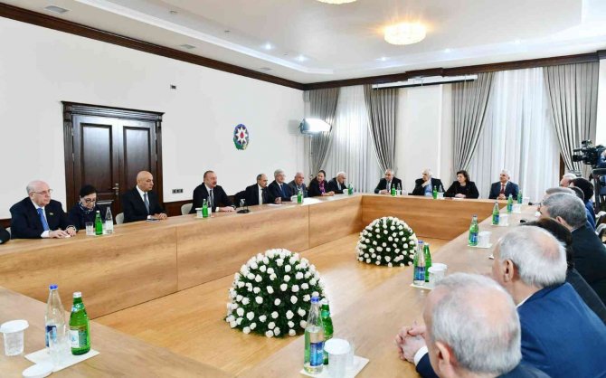 Azerbaycan Cumhurbaşkanı Aliyev: "Doğal Kaynaklarımızı Sömürenler Uluslararası Hukuk Normuna Göre Suçludur"