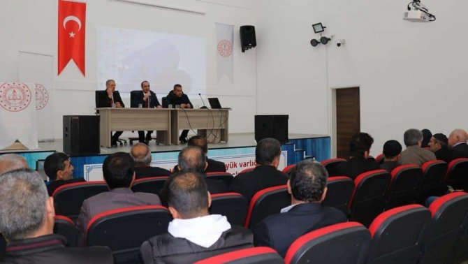 Bingöl’de Muhtarlarla ’Erken Uyarı Ve Takip Sistemi’ Toplantısı Yapıldı