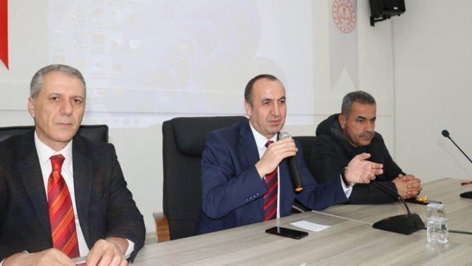 Bingöl’de Muhtarlarla ’Erken Uyarı Ve Takip Sistemi’ Toplantısı Yapıldı