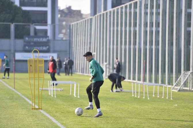 Bursaspor’da Devre Arası Çalışmaları Başladı