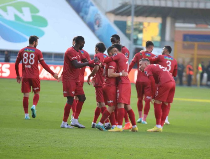 Sivasspor 4 Hafta Sonra Galibiyeti Hatırladı