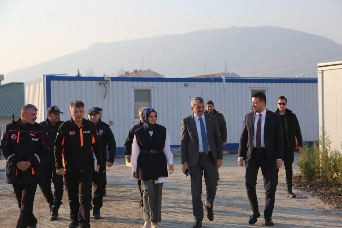 Afad Başkanı Sezer, Düzce’de İncelemelerde Bulundu