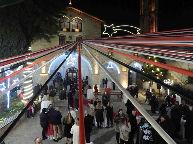 Hatay’da Noel Ayini