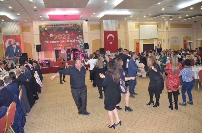 Didim Belediyesi Personeli Yıl Sonu Yemeğinde Bir Araya Geldi